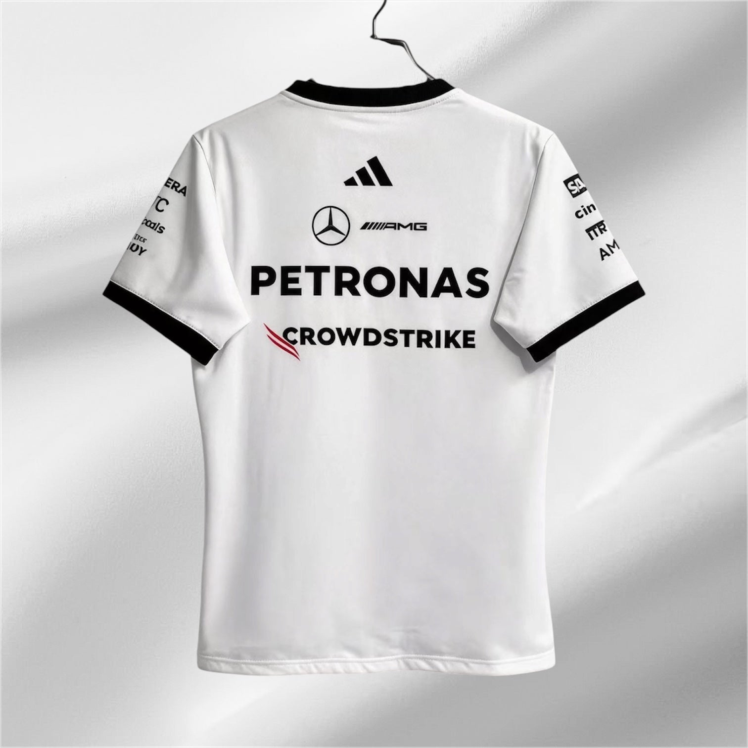 Mercedes Team White Shirt 2026 - Oversized Edition