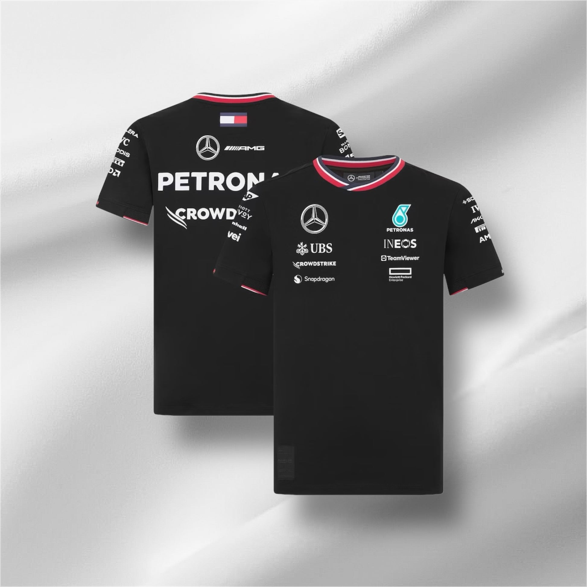 Maillot noir de l'équipe Mercedes 2024