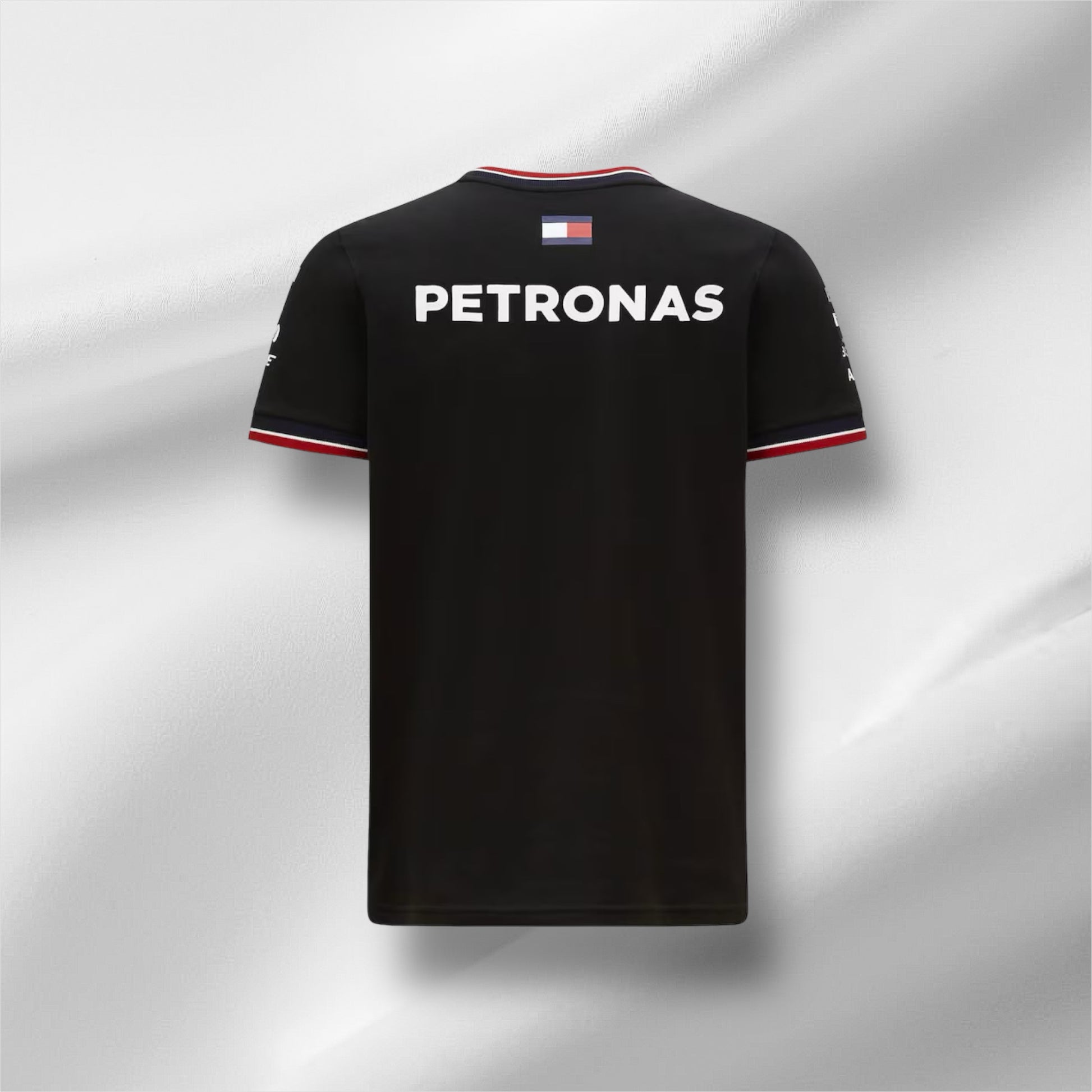 Maillot noir de l'équipe Mercedes 2021