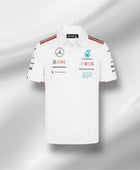 Weißes Poloshirt des Mercedes-Teams 2024